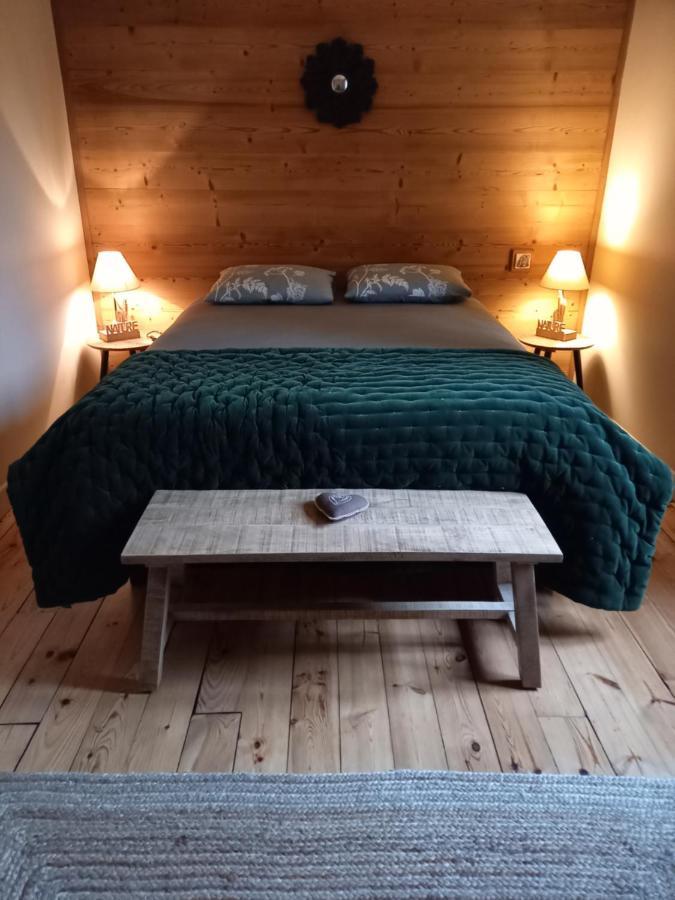 Bed and Breakfast Le Figarelou Thiézac Esterno foto